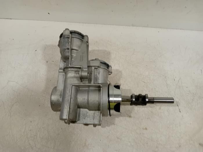Used Automatic gearbox computer Lynk & Co 01 Price € 300,00 Margin scheme offered by Van der Ven Autorecycling B.V.