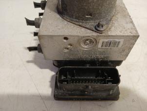 ABS Pumpe van een Audi Q3 2012