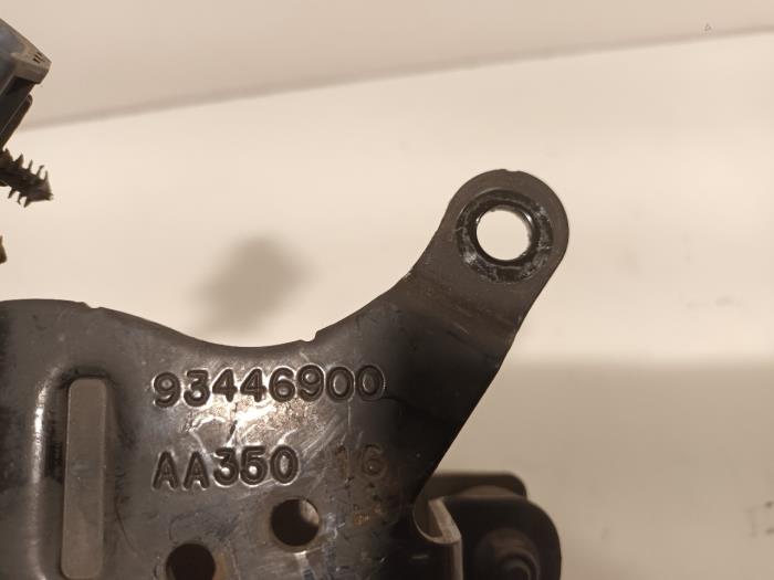 Front wiper motor Opel Mokka - 42333713