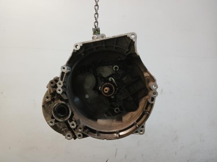 Gebrauchte Getriebe Opel Astra Preis € 299,99 Margenregelung angeboten von Van der Ven Autorecycling B.V.
