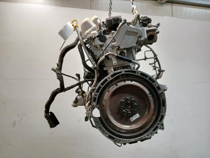 Używane Silnik Mercedes E-Klasse Cena € 3.450,00 Procedura marży oferowane przez Van der Ven Autorecycling B.V.