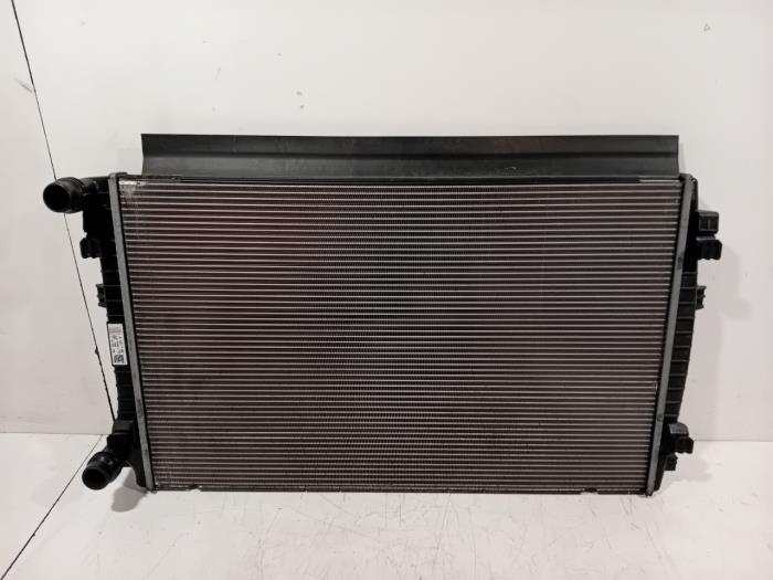 Gebrauchte Kühler Volkswagen Golf Sportsvan Preis € 65,00 Margenregelung angeboten von Van der Ven Autorecycling B.V.