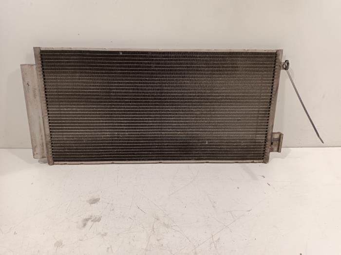 Usagé Radiateur Fiat 500 Prix € 50,00 Règlement à la marge proposé par Van der Ven Autorecycling B.V.