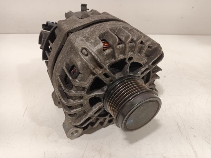 Begagnade Dynamo Toyota Pro-Ace Pris € 25,00 Marginaltabell erbjuds av Van der Ven Autorecycling B.V.