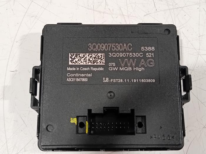 Używane Modul gateway Seat Ateca Cena € 25,00 Procedura marży oferowane przez Van der Ven Autorecycling B.V.