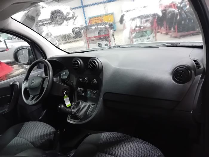 Engine management computer from a Mercedes Citan 2017
