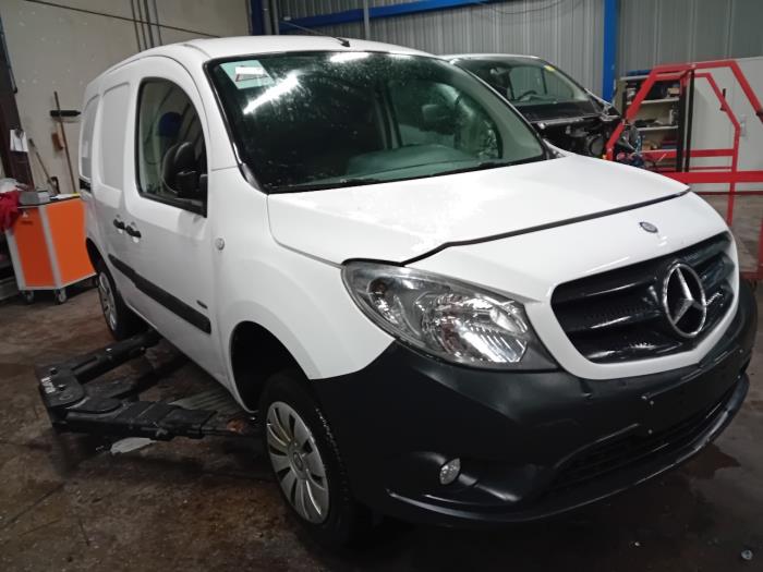 Engine management computer from a Mercedes Citan 2017
