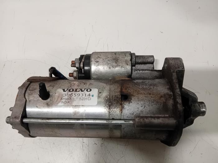 Used Engine management computer Volvo V60 Price € 20,00 Margin scheme offered by Van der Ven Autorecycling B.V.