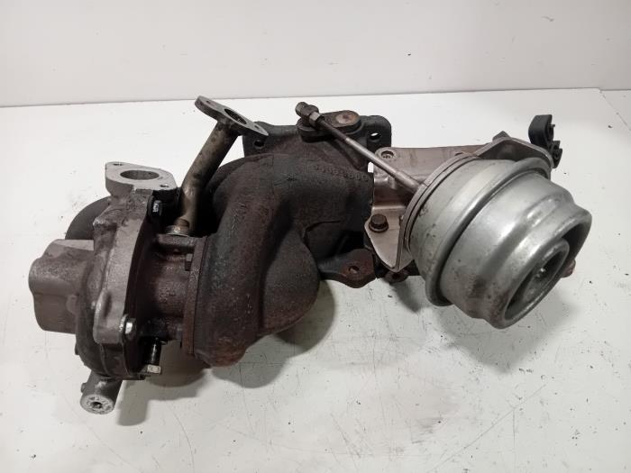 Gebrauchte Turbo Volvo V60 Preis € 349,99 Margenregelung angeboten von Van der Ven Autorecycling B.V.