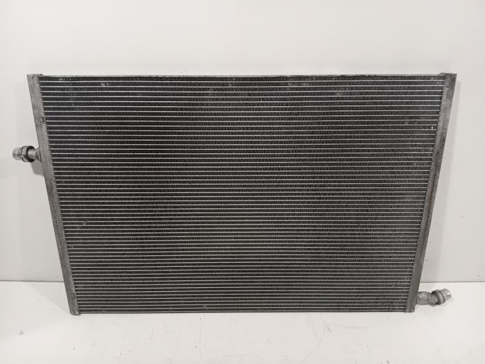 Used Radiator Mercedes C-Klasse Price € 125,00 Margin scheme offered by Van der Ven Autorecycling B.V.