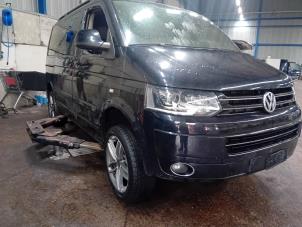 Motor van een Volkswagen Transporter 2007