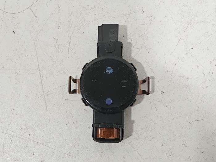 Begagnade Regnsensor Volkswagen Passat Pris € 36,00 Marginaltabell erbjuds av Van der Ven Autorecycling B.V.