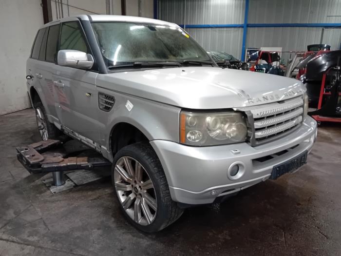 Motor van een Landrover Range Rover Sport 2005