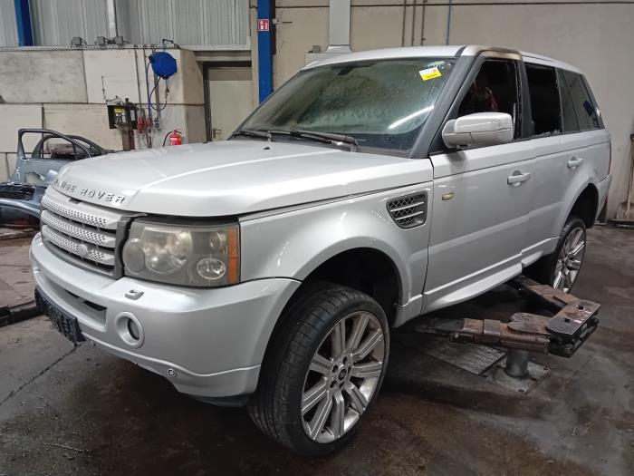 Motor van een Landrover Range Rover Sport 2005