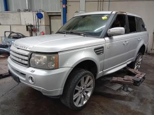 Motor van een Landrover Range Rover Sport 2005