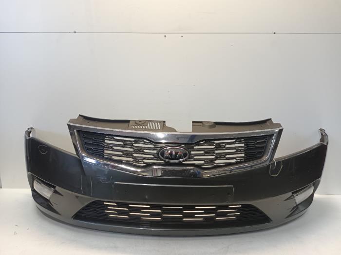 Usados Parachoques Kia Ceed Precio € 179,99 Norma de margen ofrecido por Van der Ven Autorecycling B.V.
