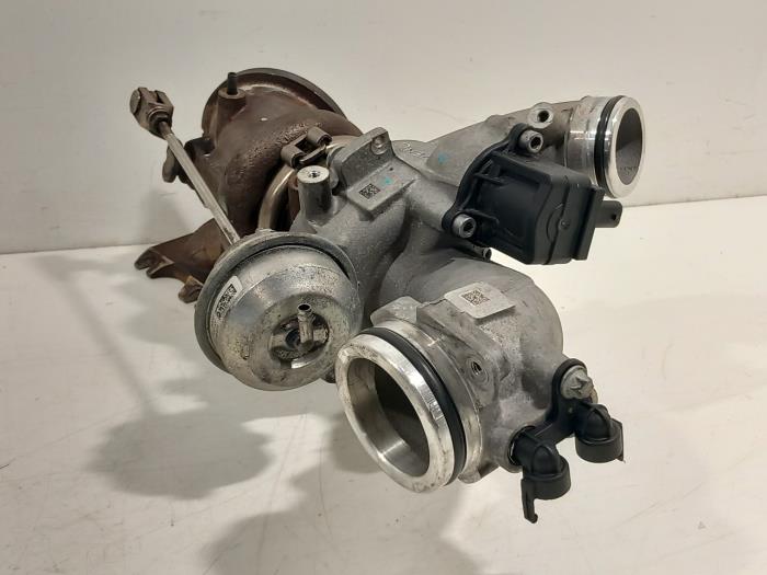 Używane Turbo Mercedes C-Klasse Cena € 349,99 Procedura marży oferowane przez Van der Ven Autorecycling B.V.