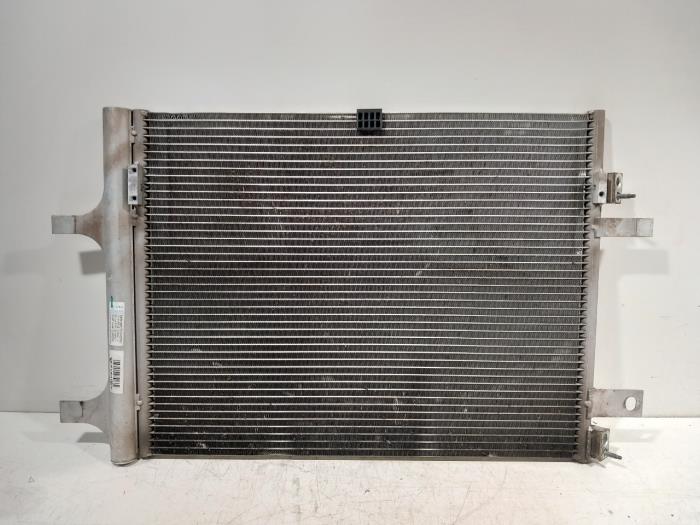 Gebrauchte Klima Kondensor Peugeot 3008 Preis € 145,00 Margenregelung angeboten von Van der Ven Autorecycling B.V.