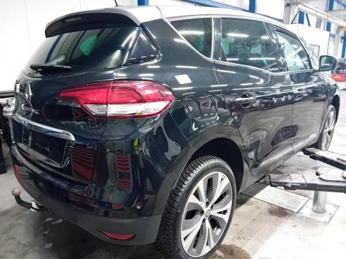 Motor van een Renault Scenic 2017
