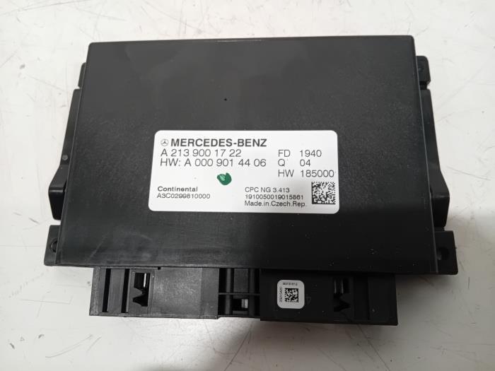 Used Automatic gearbox computer Mercedes CLA Price € 25,00 Margin scheme offered by Van der Ven Autorecycling B.V.