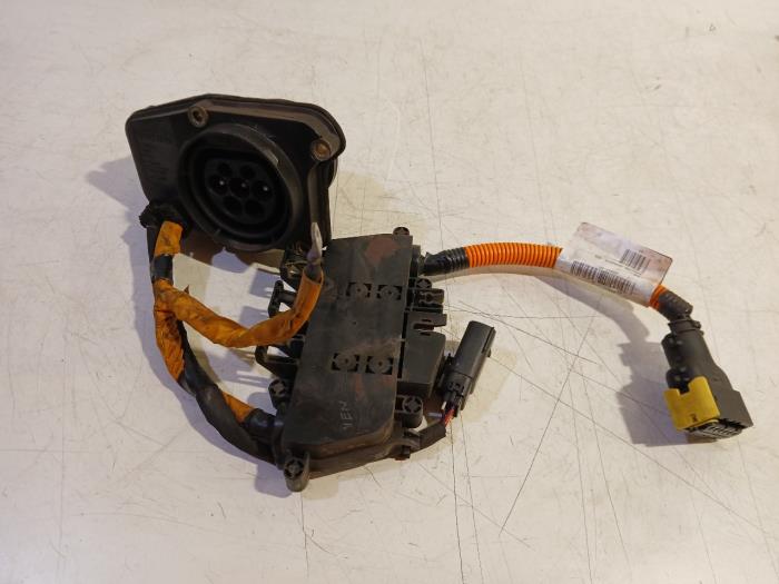 Usagé Divers Volvo V60 Prix € 75,00 Règlement à la marge proposé par Van der Ven Autorecycling B.V.