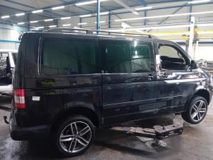 ABS Pumpe van een Volkswagen Transporter 2007