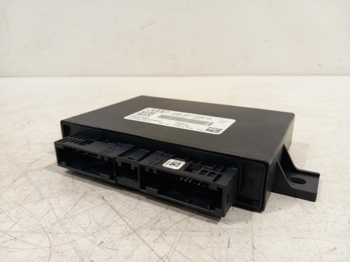Used Engine management computer Audi Q8 Price € 125,00 Margin scheme offered by Van der Ven Autorecycling B.V.