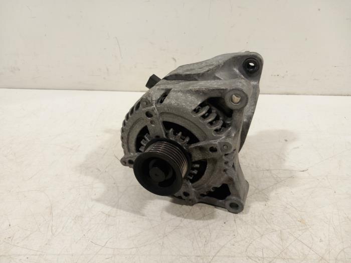Gebrauchte Dynamo BMW X1 Preis € 30,00 Margenregelung angeboten von Van der Ven Autorecycling B.V.