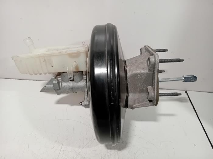 Usagé Servo frein Renault Scenic Prix € 30,00 Règlement à la marge proposé par Van der Ven Autorecycling B.V.