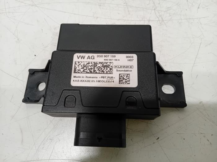 Usagé Ordinateur divers Volkswagen Polo Prix € 45,00 Règlement à la marge proposé par Van der Ven Autorecycling B.V.