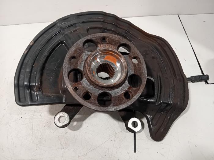 Begagnade Framhjulsnav Mercedes CLA Pris € 70,00 Marginaltabell erbjuds av Van der Ven Autorecycling B.V.