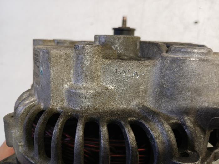 Dynamo from a Chrysler 300 M 2000