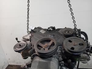 Engine from a Chrysler 300 M 2000