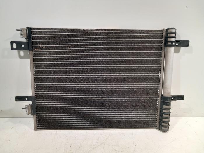 Gebrauchte Klima Kondensor Peugeot 3008 Preis € 55,00 Margenregelung angeboten von Van der Ven Autorecycling B.V.