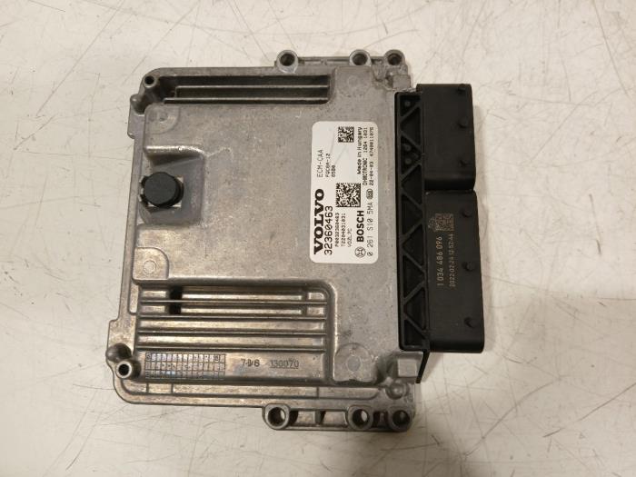 Used Engine management computer Volvo XC40 Price € 245,00 Margin scheme offered by Van der Ven Autorecycling B.V.
