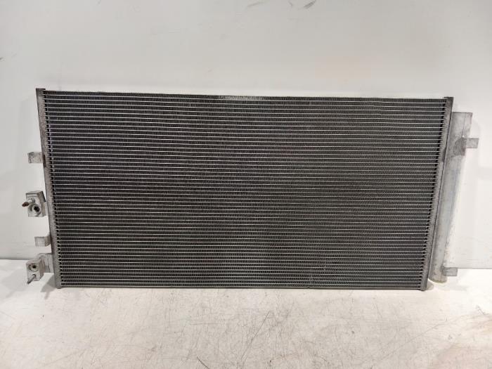 Gebrauchte Klima Kondensor Ford Focus Preis € 95,00 Margenregelung angeboten von Van der Ven Autorecycling B.V.