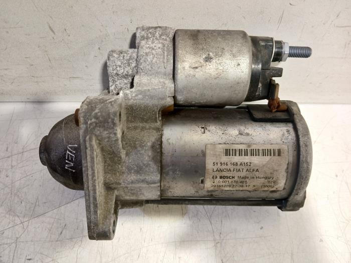 Engine management computer from a Opel Combo 2017