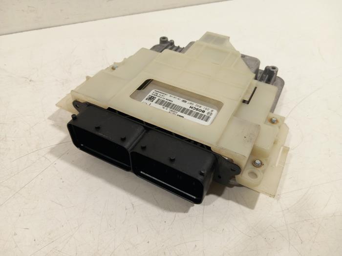 Used Engine management computer Landrover Discovery Sport L550 Price € 150,00 Margin scheme offered by Van der Ven Autorecycling B.V.