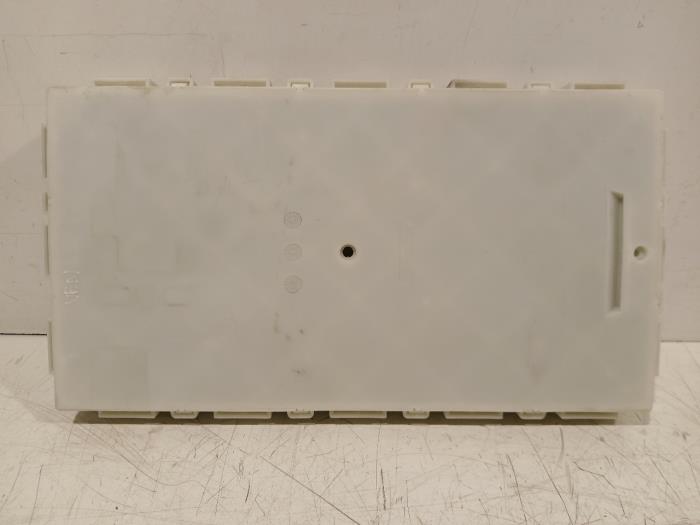 Used Body control computer BMW 2-Serie Price € 125,00 Margin scheme offered by Van der Ven Autorecycling B.V.