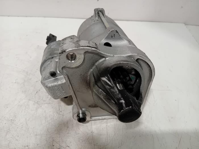 Used Engine management computer Peugeot 208 Price € 15,00 Margin scheme offered by Van der Ven Autorecycling B.V.