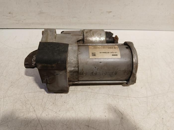 Used Engine management computer BMW 2-Serie Price € 30,00 Margin scheme offered by Van der Ven Autorecycling B.V.