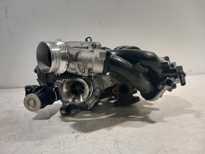 Używane Turbo BMW 5-Serie Cena € 399,99 Procedura marży oferowane przez Van der Ven Autorecycling B.V.