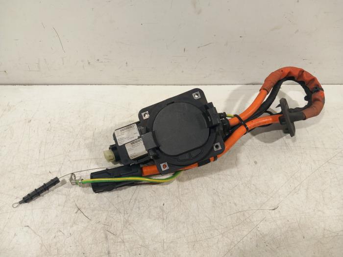 Usagé Divers Mercedes C-Klasse Prix € 95,00 Règlement à la marge proposé par Van der Ven Autorecycling B.V.