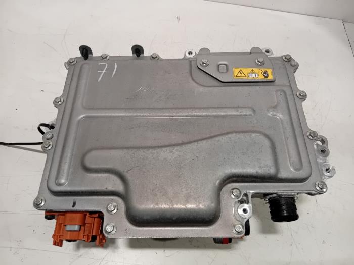 Używane DC/CD konwertor Renault Espace Cena € 585,00 Procedura marży oferowane przez Van der Ven Autorecycling B.V.