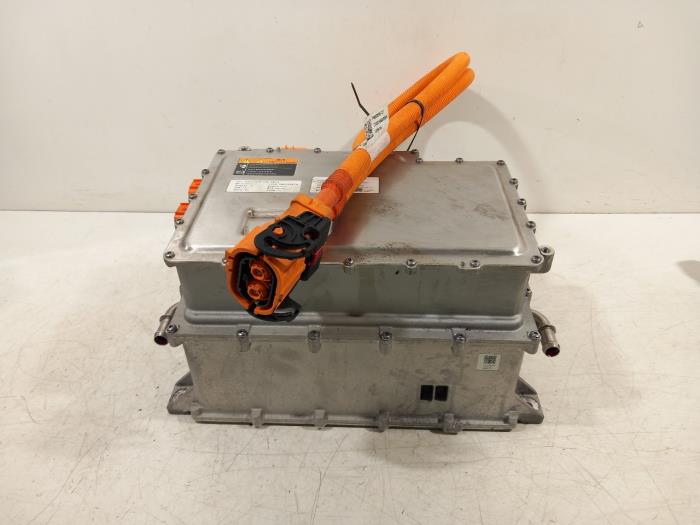 Używane DC/CD konwertor Smart 1 Cena € 350,00 Procedura marży oferowane przez Van der Ven Autorecycling B.V.