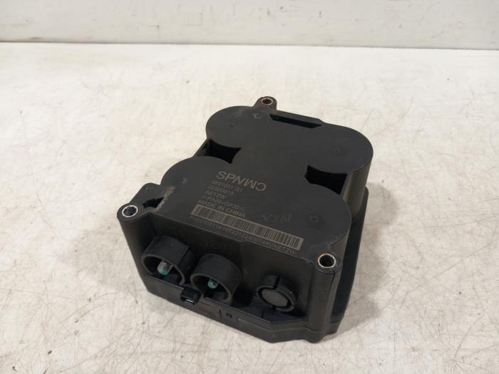 Used Computer, miscellaneous Lynk & Co 01 Price € 150,00 Margin scheme offered by Van der Ven Autorecycling B.V.