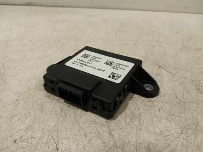Used Computer, miscellaneous Lynk & Co 01 Price € 45,00 Margin scheme offered by Van der Ven Autorecycling B.V.