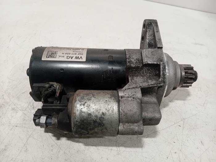 Used Engine management computer Volkswagen Transporter Price € 13,00 Margin scheme offered by Van der Ven Autorecycling B.V.