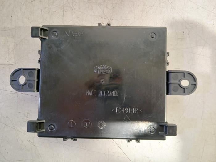 Used Body control computer Peugeot 3008 Price € 50,00 Margin scheme offered by Van der Ven Autorecycling B.V.