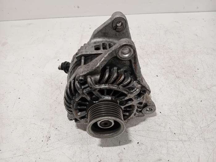 Dynamo van een Mazda 6 2016